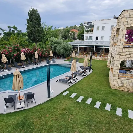 Aparthotel Sun Garden 4*