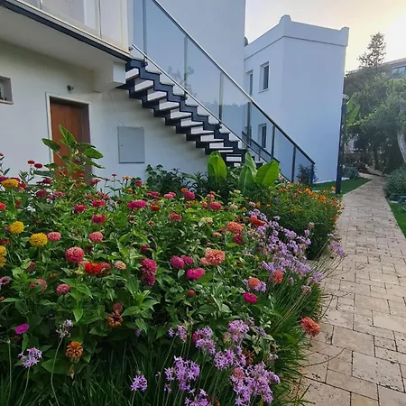 Sun Garden Апарт-отель 4*