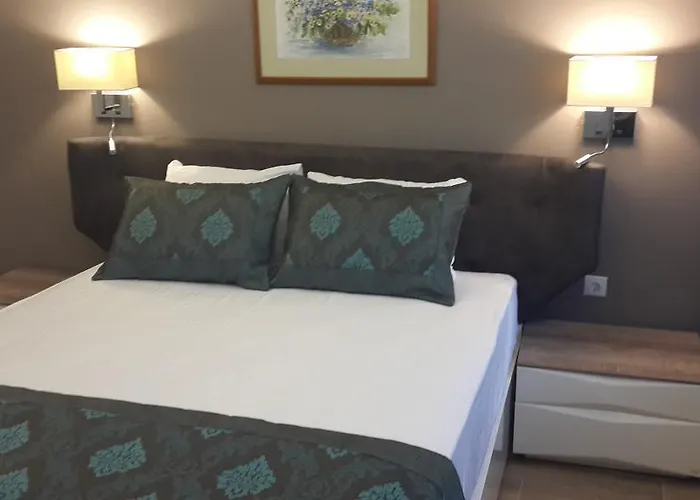 Sun Garden Apartahotel