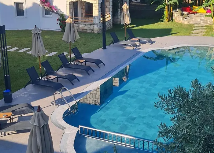 Apartahotel Sun Garden 4*