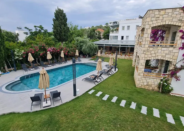 Aparthotel Sun Garden 4*