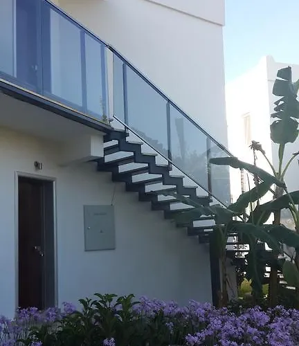 Sun Garden Aparthotel 4*